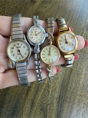 Vintage Timex Women Watch Bundle - Lot of 4